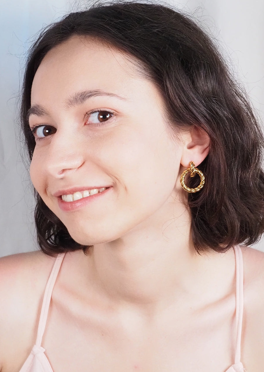 Navia earrings