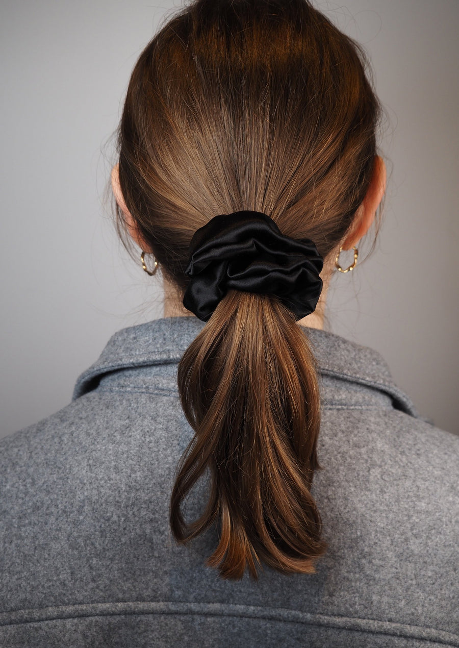 Silk hair band - black color